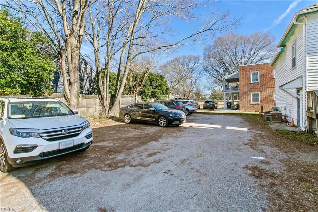 Smithfield, Virginia 23430, United States, 2 Bedrooms Bedrooms, ,1 BathroomBathrooms,Residential,Active,198561