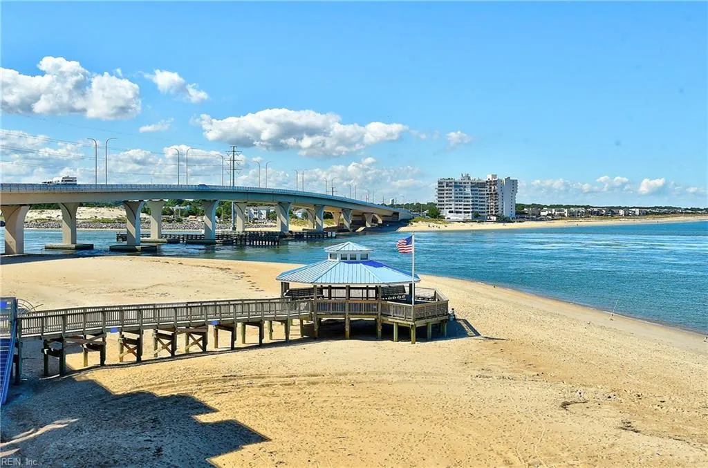 Virginia Beach, Virginia 23451, United States, 4 Bedrooms Bedrooms, ,3 BathroomsBathrooms,Residential,Active,224055