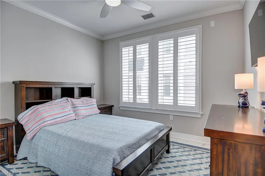 Virginia Beach, Virginia 23451, United States, 4 Bedrooms Bedrooms, ,3 BathroomsBathrooms,Residential,Active,224055