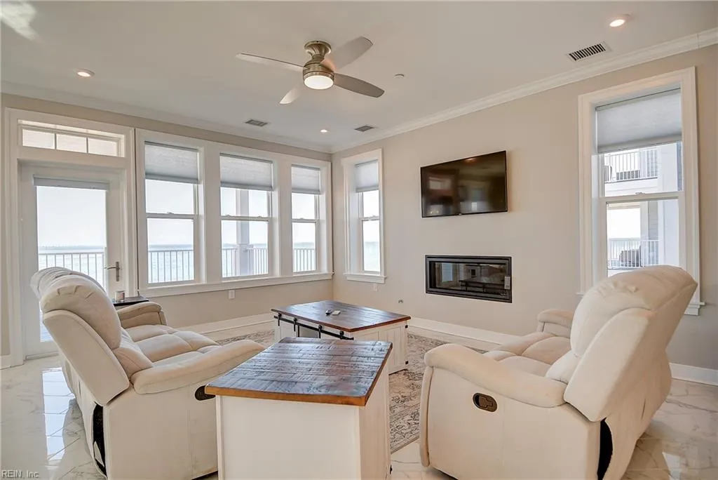 Virginia Beach, Virginia 23451, United States, 4 Bedrooms Bedrooms, ,3 BathroomsBathrooms,Residential,Active,224055