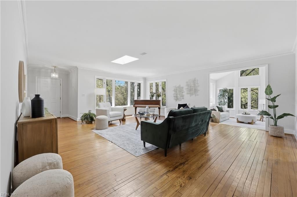 Photo of 1452 Graydon Place, Norfolk, VA 23507 (MLS # 10628441)