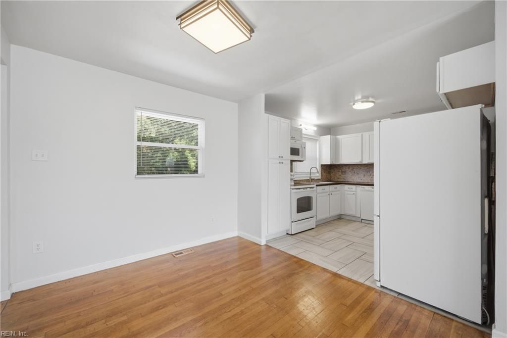 Photo of 2 Lynnhaven Drive, Hampton, VA 23666 (MLS # 10637380)