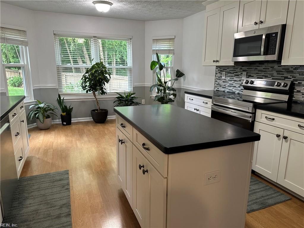 Photo of 6 Thoroughbred Drive, Hampton, VA 23666 (MLS # 10607736)