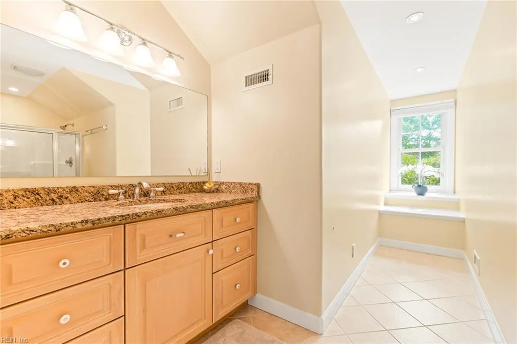 Virginia Beach, Virginia 23455, United States, 7 Bedrooms Bedrooms, ,7 BathroomsBathrooms,Residential,Pending,140840