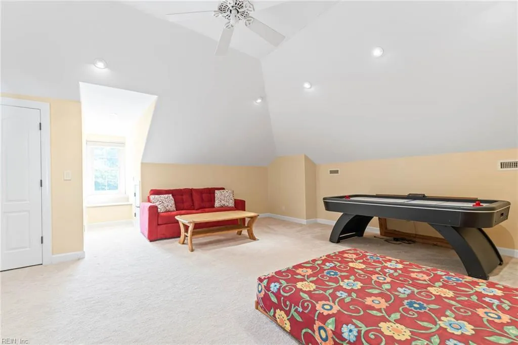 Virginia Beach, Virginia 23455, United States, 7 Bedrooms Bedrooms, ,7 BathroomsBathrooms,Residential,Pending,140840