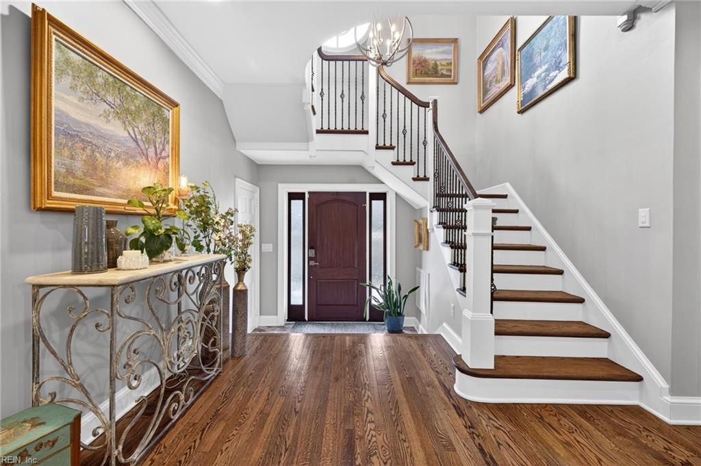 Photo of 916 Oriole Drive, Virginia Beach, VA 23451 (MLS # 10623228)