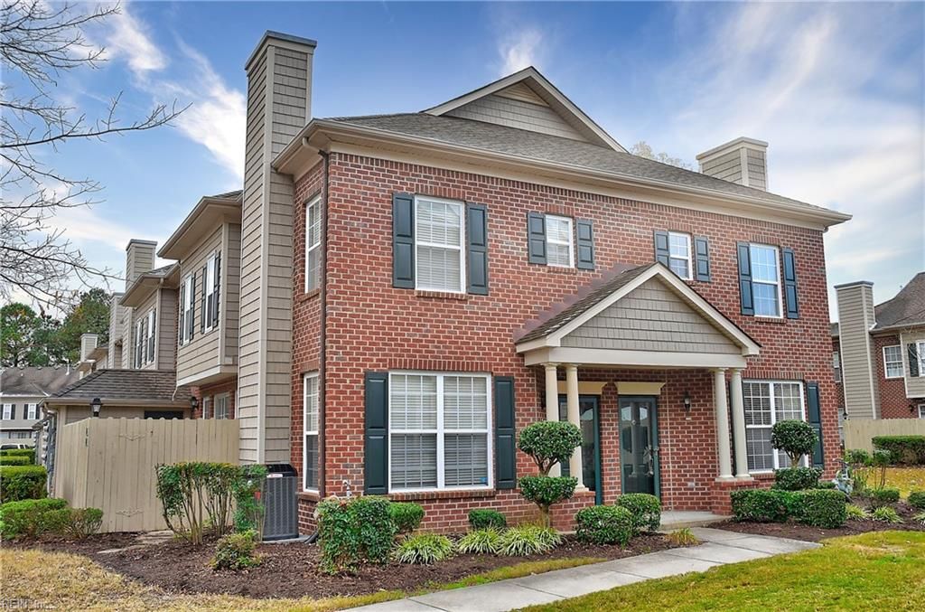 Photo of 5237 Elston Lane, Virginia Beach, VA 23455 (MLS # 10613115)