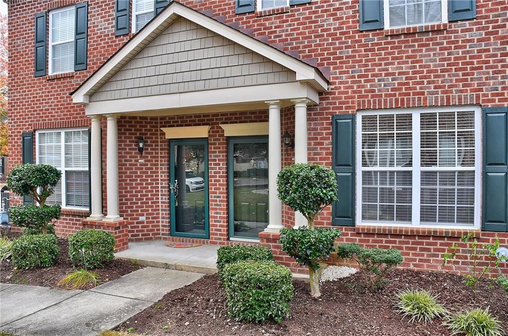 Photo of 5237 Elston Lane, Virginia Beach, VA 23455 (MLS # 10613115)