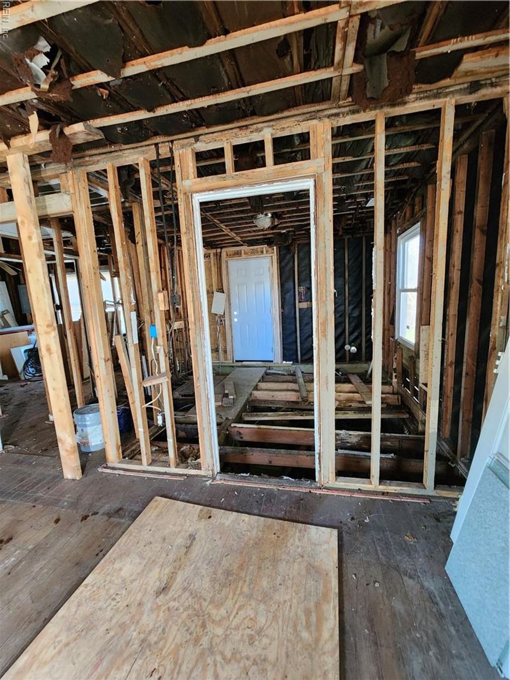 Photo of 29 Calvin Street, Portsmouth, VA 23701 (MLS # 10617439)