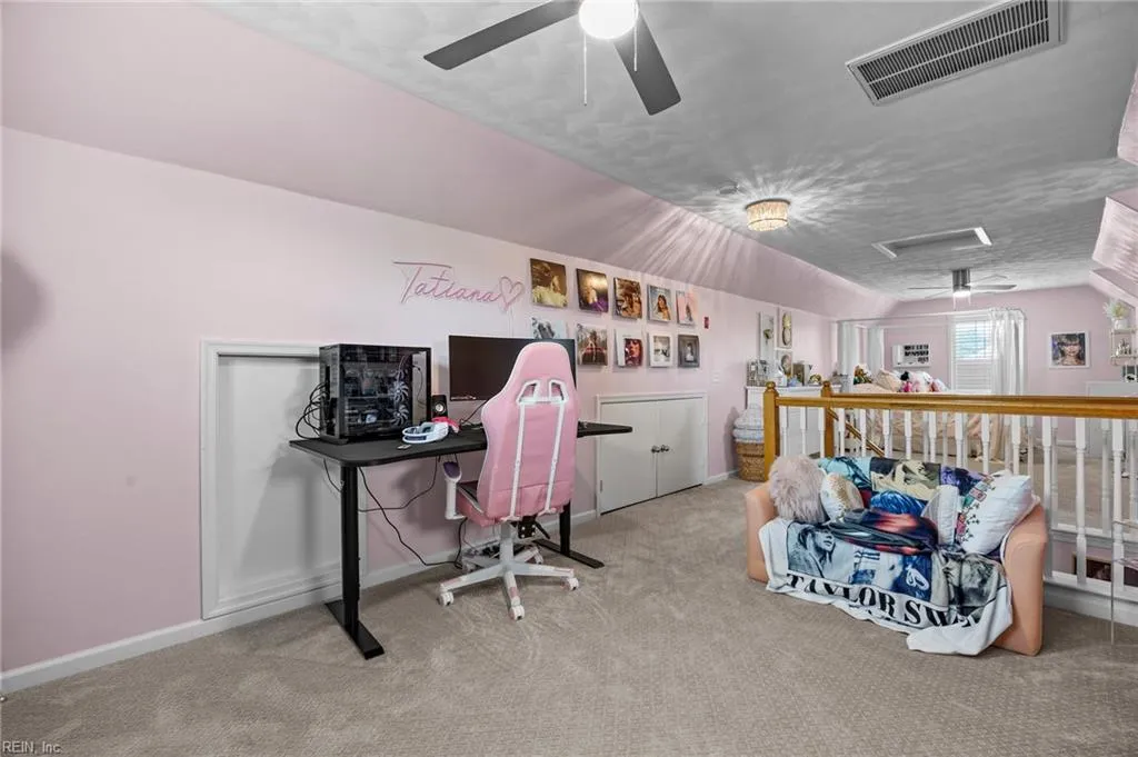 Virginia Beach, Virginia 23455, United States, 5 Bedrooms Bedrooms, ,3 BathroomsBathrooms,Residential,Active,118940