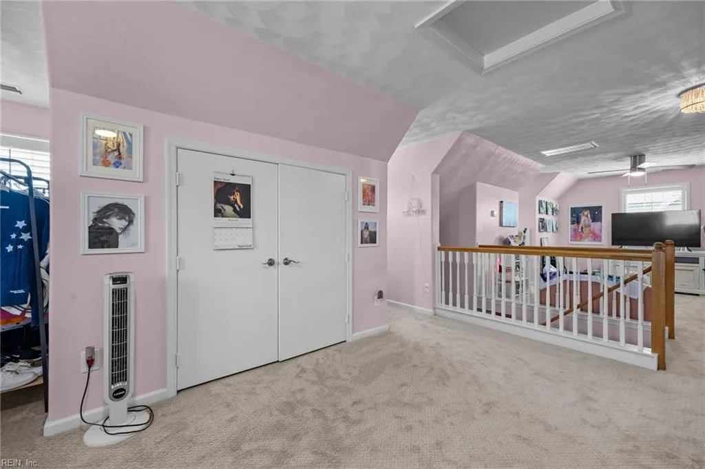 Virginia Beach, Virginia 23455, United States, 5 Bedrooms Bedrooms, ,3 BathroomsBathrooms,Residential,Active,118940