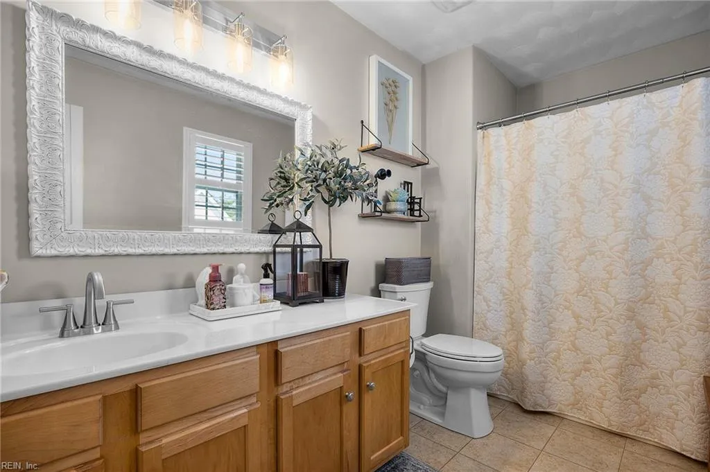 Virginia Beach, Virginia 23455, United States, 5 Bedrooms Bedrooms, ,3 BathroomsBathrooms,Residential,Active,118940