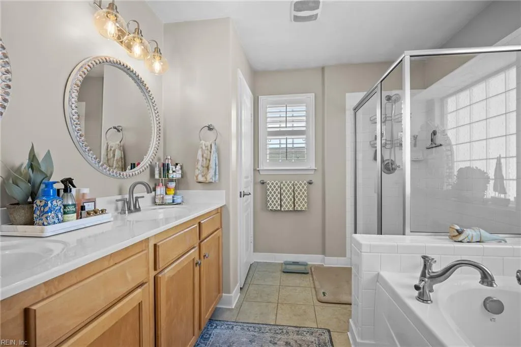 Virginia Beach, Virginia 23455, United States, 5 Bedrooms Bedrooms, ,3 BathroomsBathrooms,Residential,Active,118940