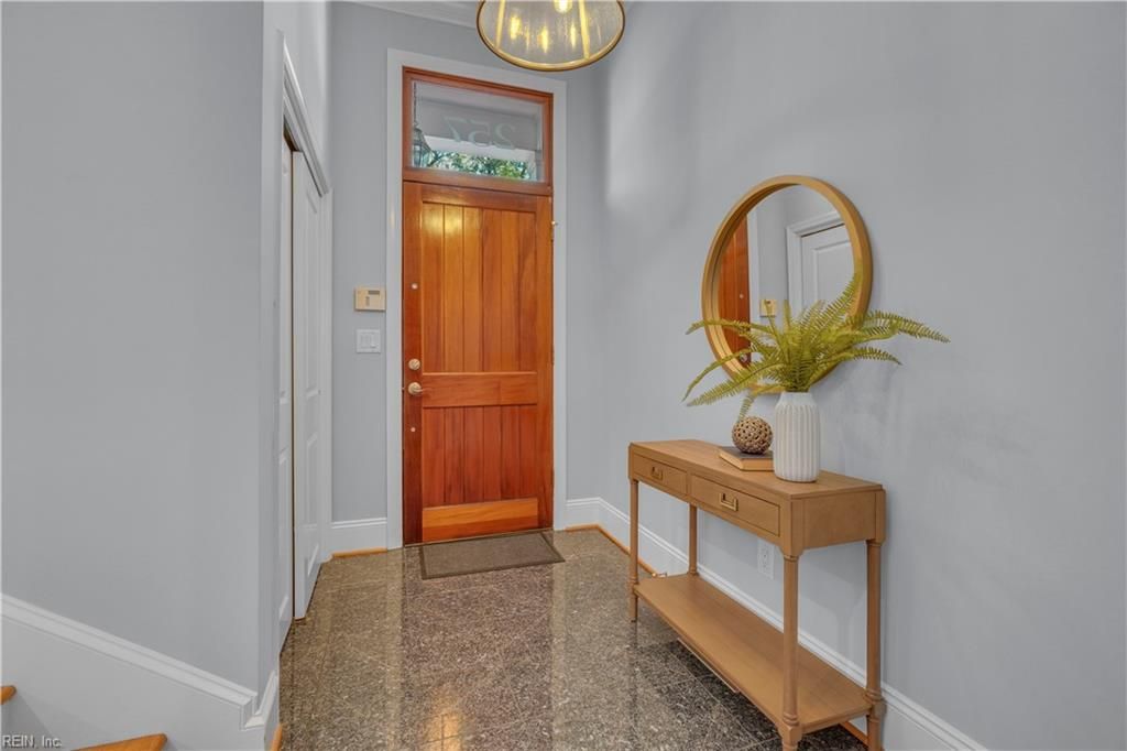 Photo of 257 W Freemason Street, Norfolk, VA 23510 (MLS # 10619158)