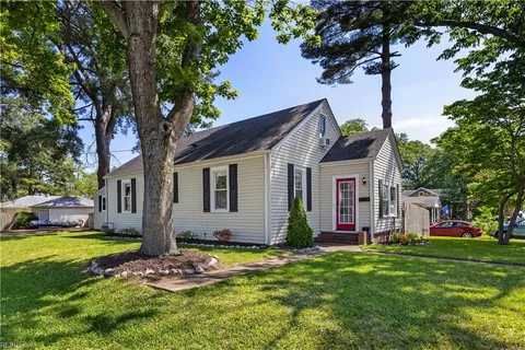 4120 Griffin Street, Portsmouth, VA 23707 - #: 10582347