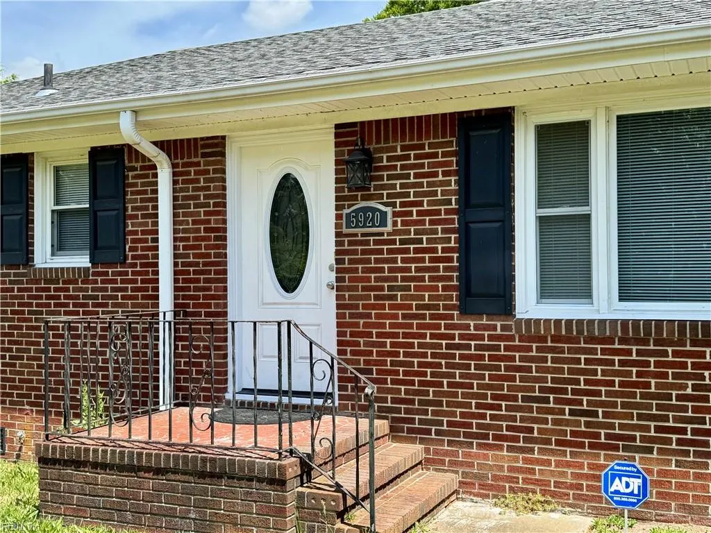 Norfolk, Virginia 23502, United States, 4 Bedrooms Bedrooms, ,2 BathroomsBathrooms,Residential,Pending,116518