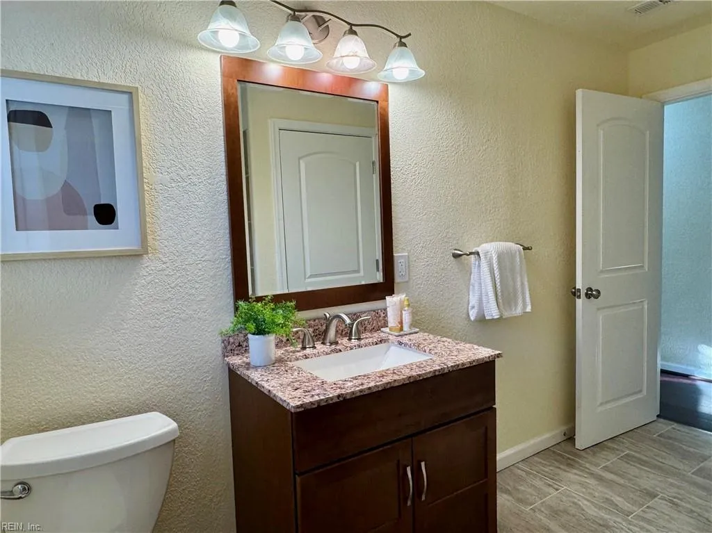 Norfolk, Virginia 23502, United States, 4 Bedrooms Bedrooms, ,2 BathroomsBathrooms,Residential,Pending,116518