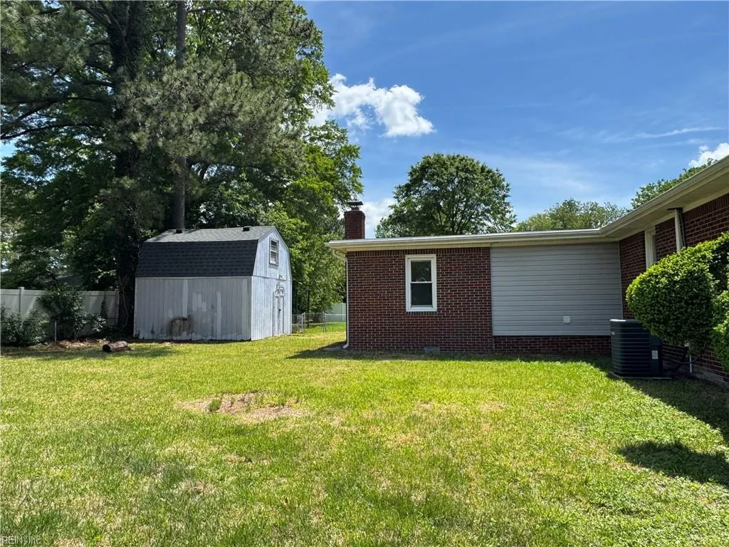 Norfolk, Virginia 23502, United States, 4 Bedrooms Bedrooms, ,2 BathroomsBathrooms,Residential,Pending,116518