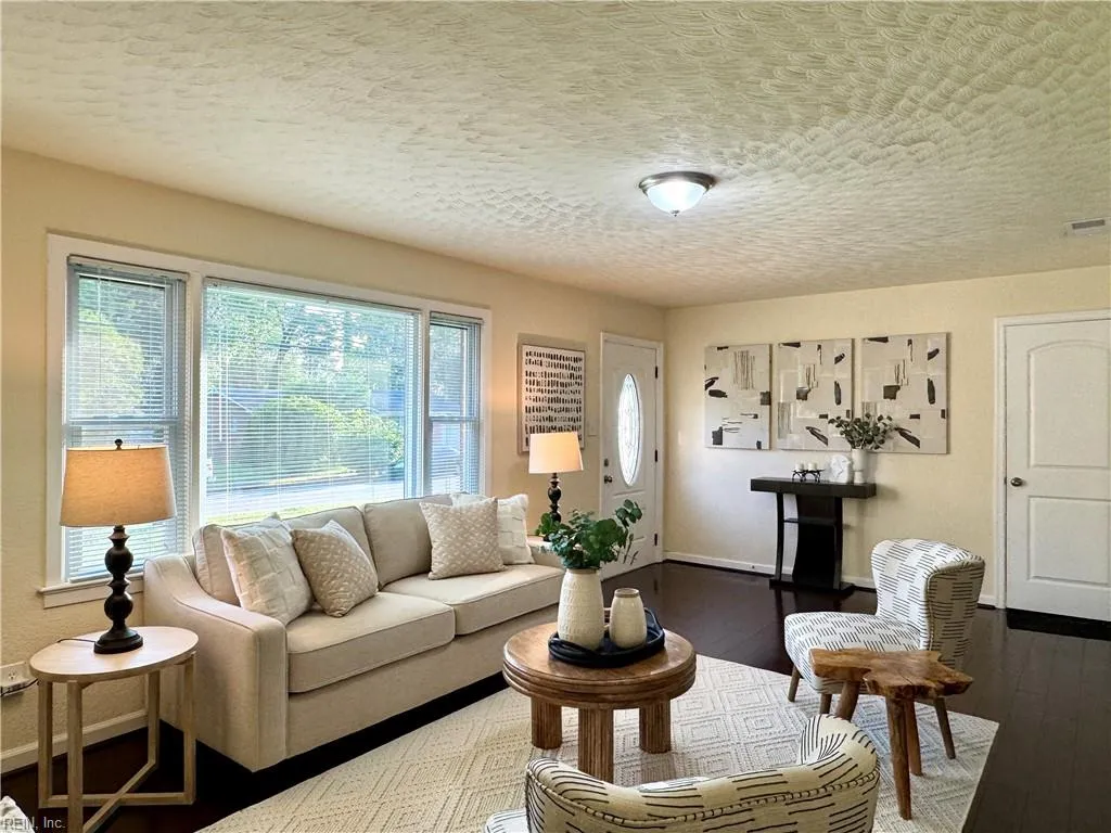 Norfolk, Virginia 23502, United States, 4 Bedrooms Bedrooms, ,2 BathroomsBathrooms,Residential,Pending,116518