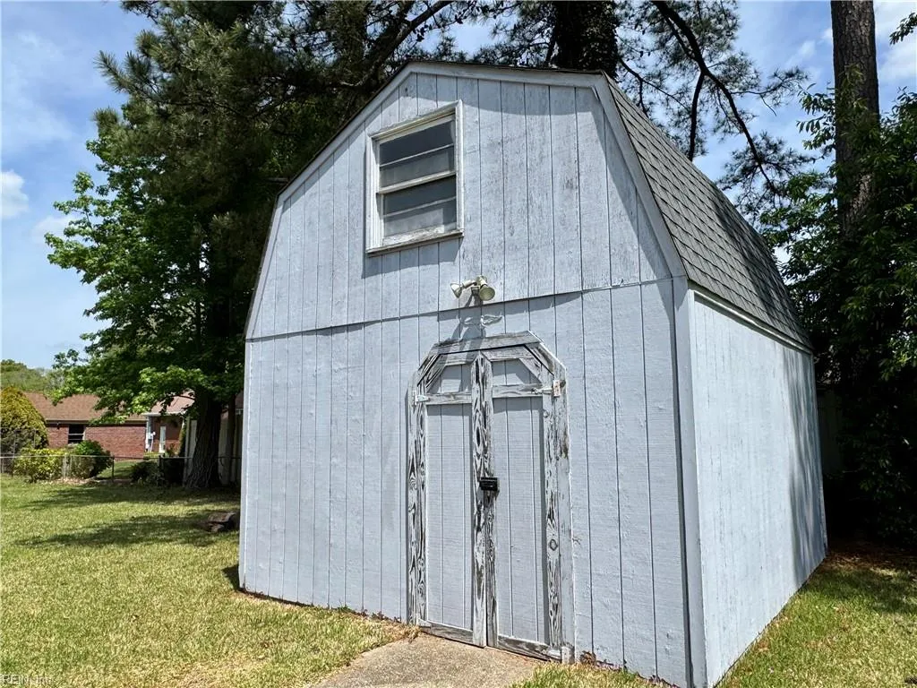 Norfolk, Virginia 23502, United States, 4 Bedrooms Bedrooms, ,2 BathroomsBathrooms,Residential,Pending,116518