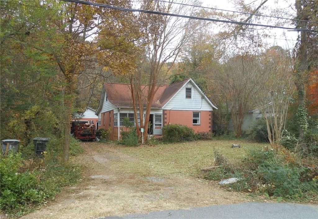 Photo of 6002 Potomac Avenue, Newport News, VA 23605 (MLS # 10612132)