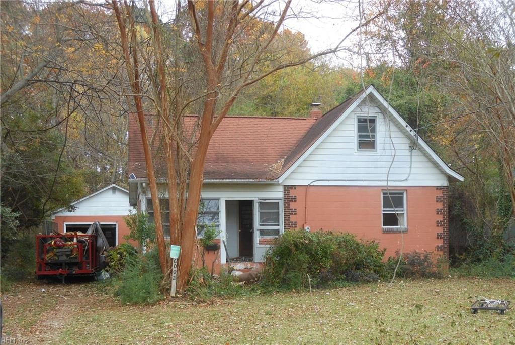 Photo of 6002 Potomac Avenue, Newport News, VA 23605 (MLS # 10612132)