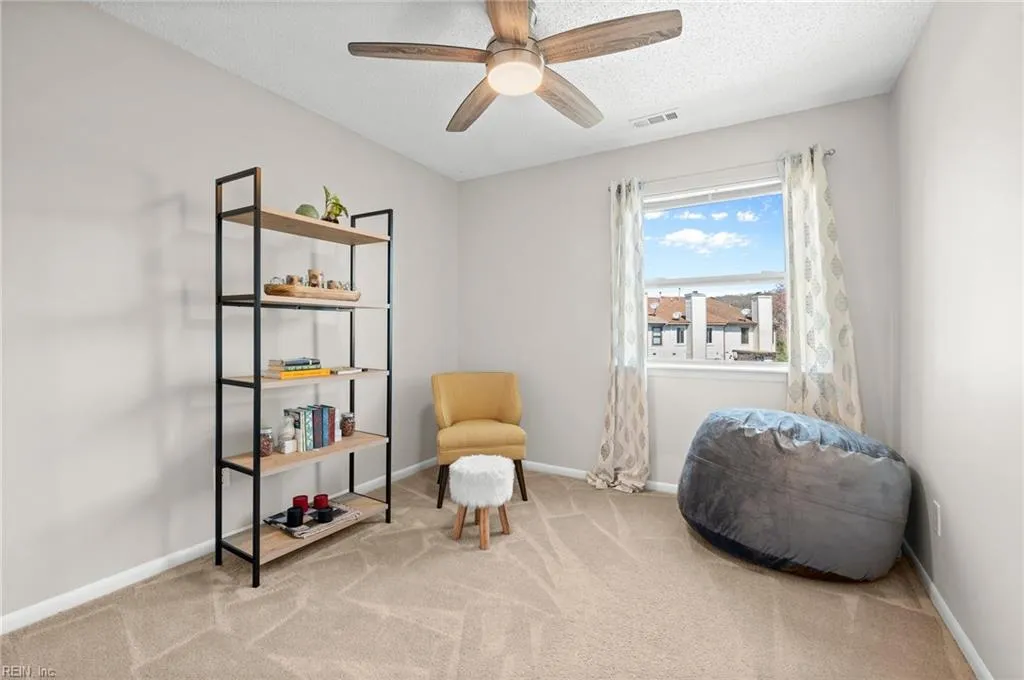 Virginia Beach, Virginia 23454, United States, 3 Bedrooms Bedrooms, ,3 BathroomsBathrooms,Residential,Pending,99892