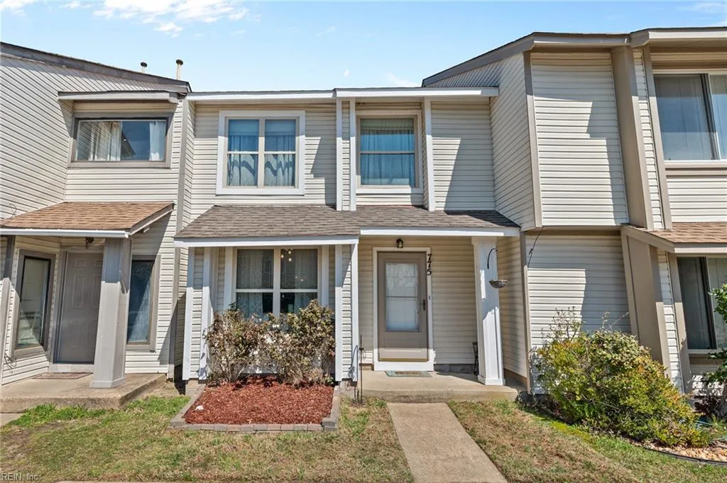 Virginia Beach, Virginia 23454, United States, 3 Bedrooms Bedrooms, ,3 BathroomsBathrooms,Residential,Pending,99892