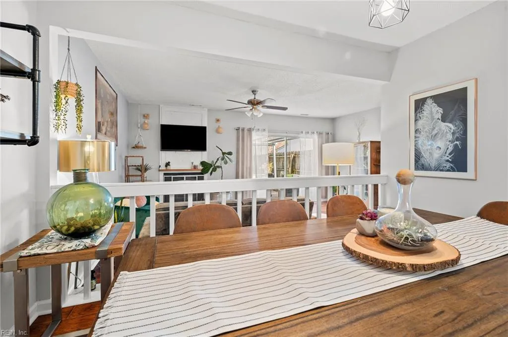 Virginia Beach, Virginia 23454, United States, 3 Bedrooms Bedrooms, ,3 BathroomsBathrooms,Residential,Pending,99892