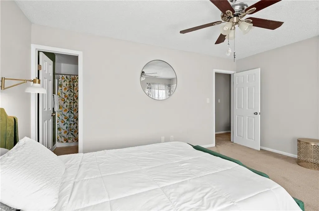 Virginia Beach, Virginia 23454, United States, 3 Bedrooms Bedrooms, ,3 BathroomsBathrooms,Residential,Pending,99892