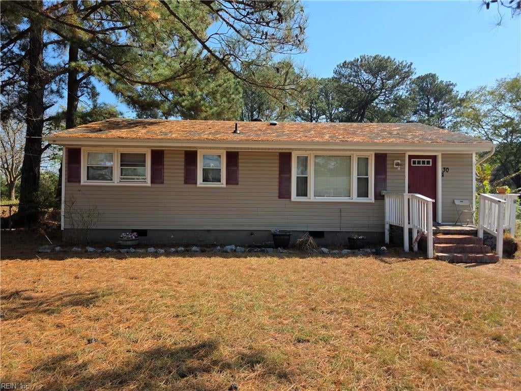 Photo of 30 Westminister Drive, Hampton, VA 23666 (MLS # 10658476)