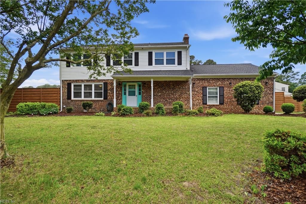 Photo of 3501 Kings Lake Drive, Virginia Beach, VA 23452 (MLS # 10634388)