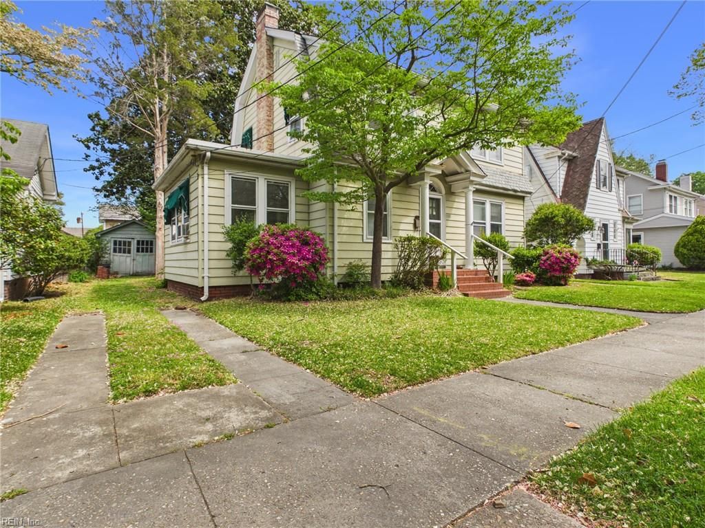 Photo of 1318 Monterey Avenue, Norfolk, VA 23508 (MLS # 10629835)