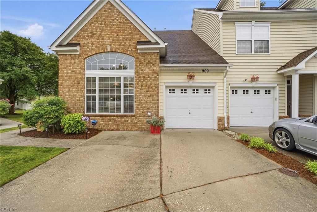 Photo of 909 Becontree Court, Virginia Beach, VA 23462 (MLS # 10633246)