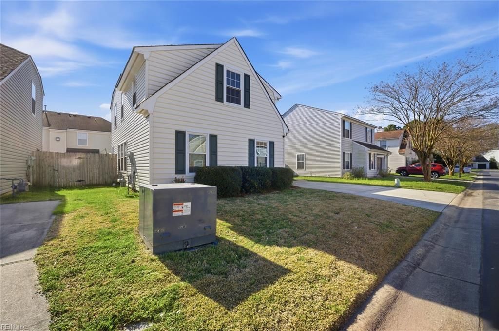 Photo of 207 Rockwood Place, Suffolk, VA 23435 (MLS # 10626597)