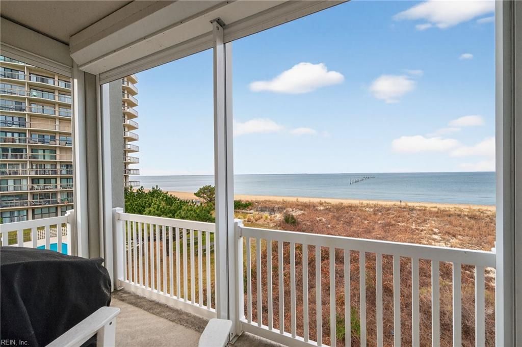 Photo of 2317 Mariners Mark Way #303, Virginia Beach, VA 23451 (MLS # 10615777)