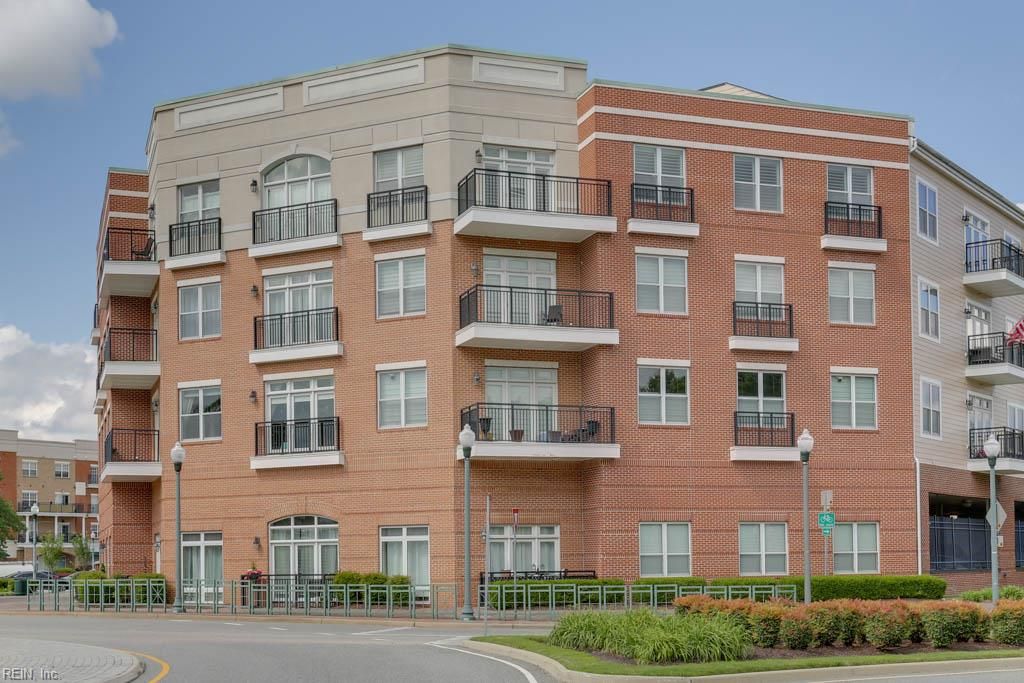 Photo of 670 Town Center Drive #418, Newport News, VA 23608 (MLS # 10614645)