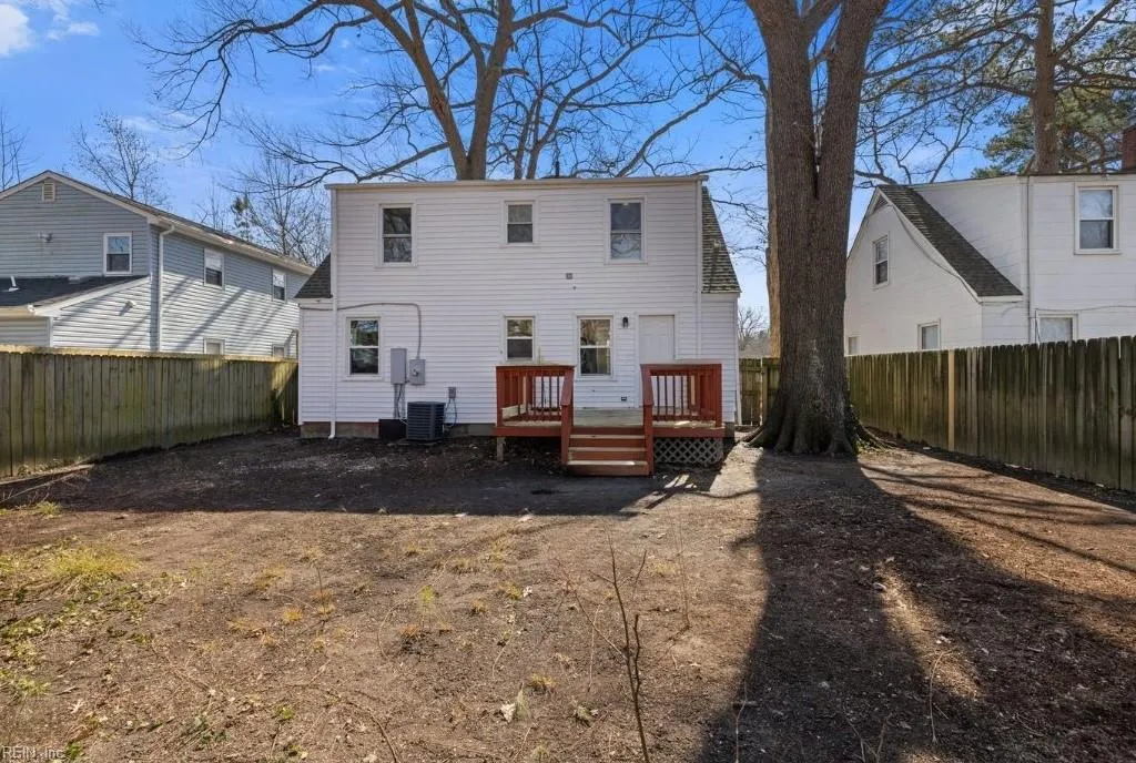 Norfolk, Virginia 23513, United States, 4 Bedrooms Bedrooms, ,2 BathroomsBathrooms,Residential,Active,1641