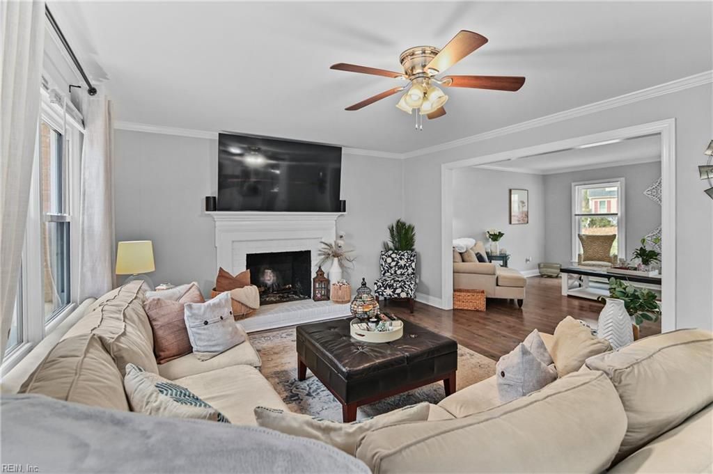 Photo of 76 Waterview Drive, Newport News, VA 23608 (MLS # 10611733)