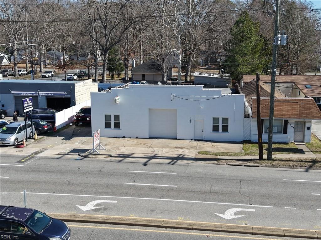 Photo of 10410 Warwick Boulevard, Newport News, VA 23601 (MLS # 10618573)