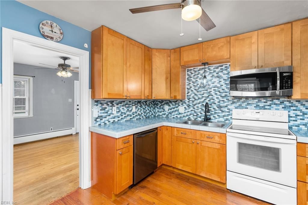 Photo of 3000 Woodrow Street, Portsmouth, VA 23707 (MLS # 10623839)