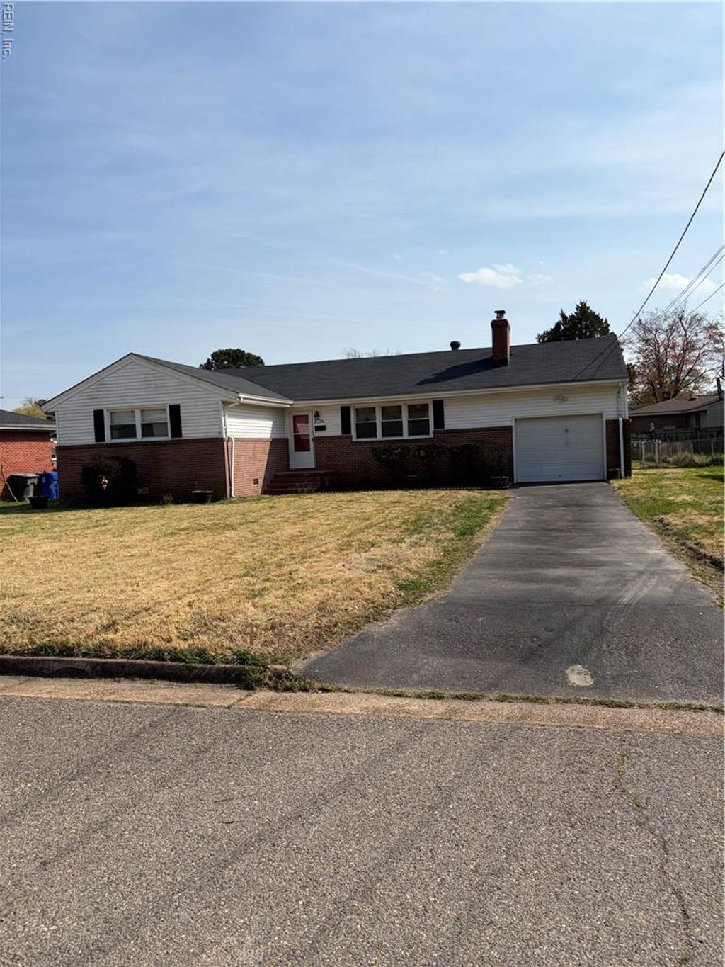 Photo of 55 Rexford Drive, Newport News, VA 23608 (MLS # 10627165)