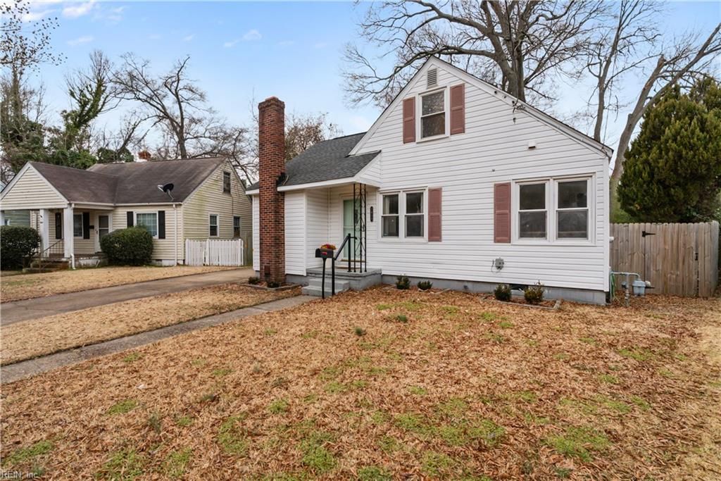 Photo of 7811 Nesbitt Drive, Norfolk, VA 23505 (MLS # 10619704)