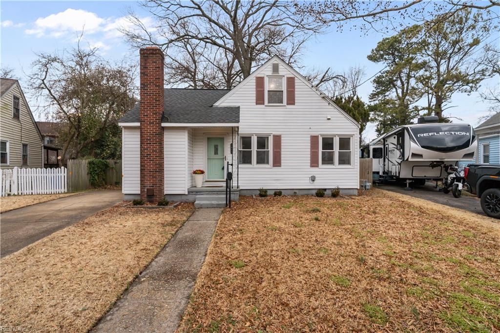 Photo of 7811 Nesbitt Drive, Norfolk, VA 23505 (MLS # 10619704)