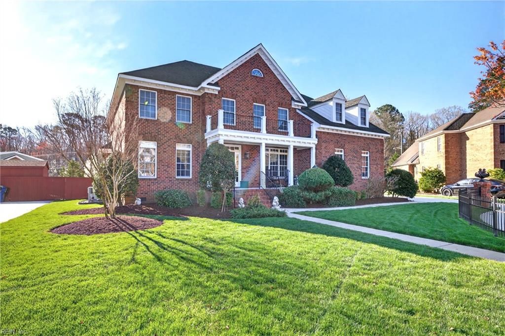 Photo of 2360 Nettleford Way, Virginia Beach, VA 23453 (MLS # 10626046)