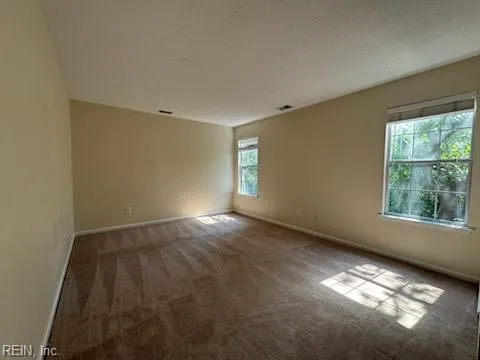 Virginia Beach, Virginia 23462, United States, 2 Bedrooms Bedrooms, ,2 BathroomsBathrooms,Residential,Pending,180363