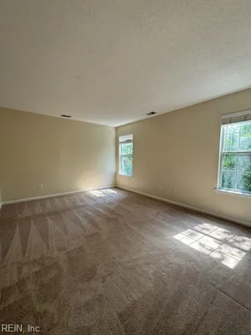 Virginia Beach, Virginia 23462, United States, 2 Bedrooms Bedrooms, ,2 BathroomsBathrooms,Residential,Pending,180363