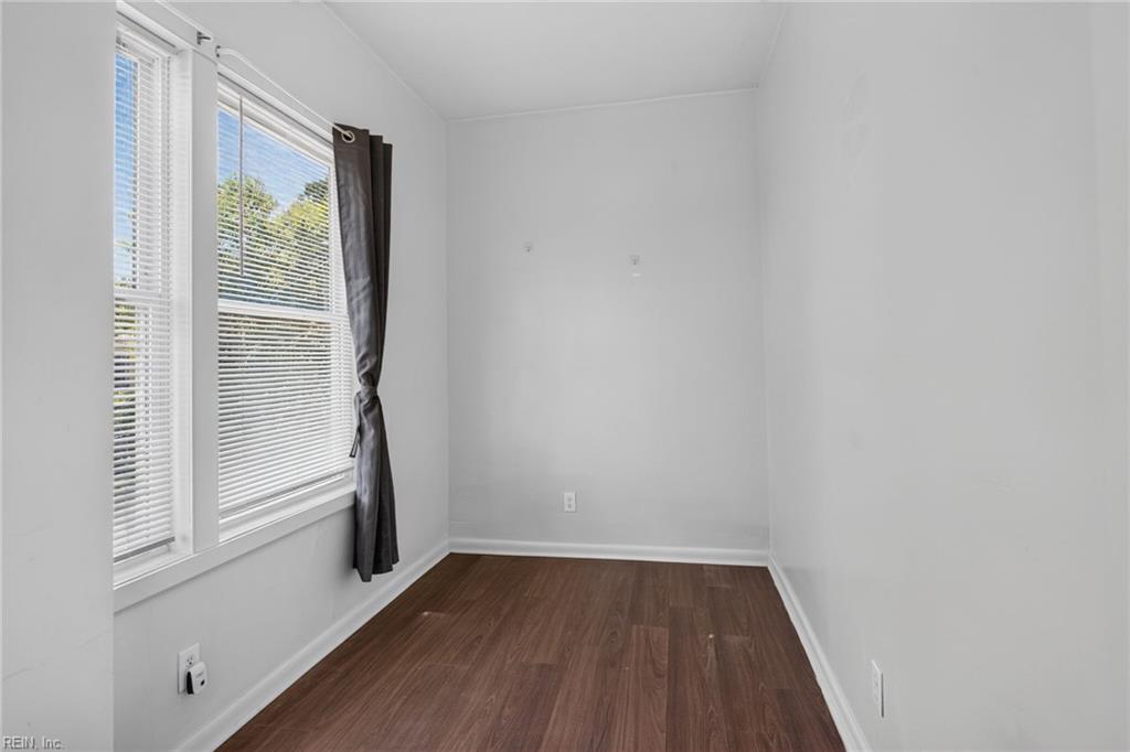 Photo of 349 51st Street #B, Newport News, VA 23608 (MLS # 10647511)