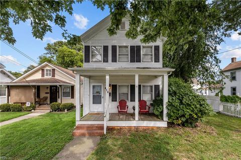 Photo of 14 Myrtle Street, Hampton, VA 23669 (MLS # 10608331) Photo of 14 Myrtle Street, Hampton, VA 23669 (MLS # 10608331)