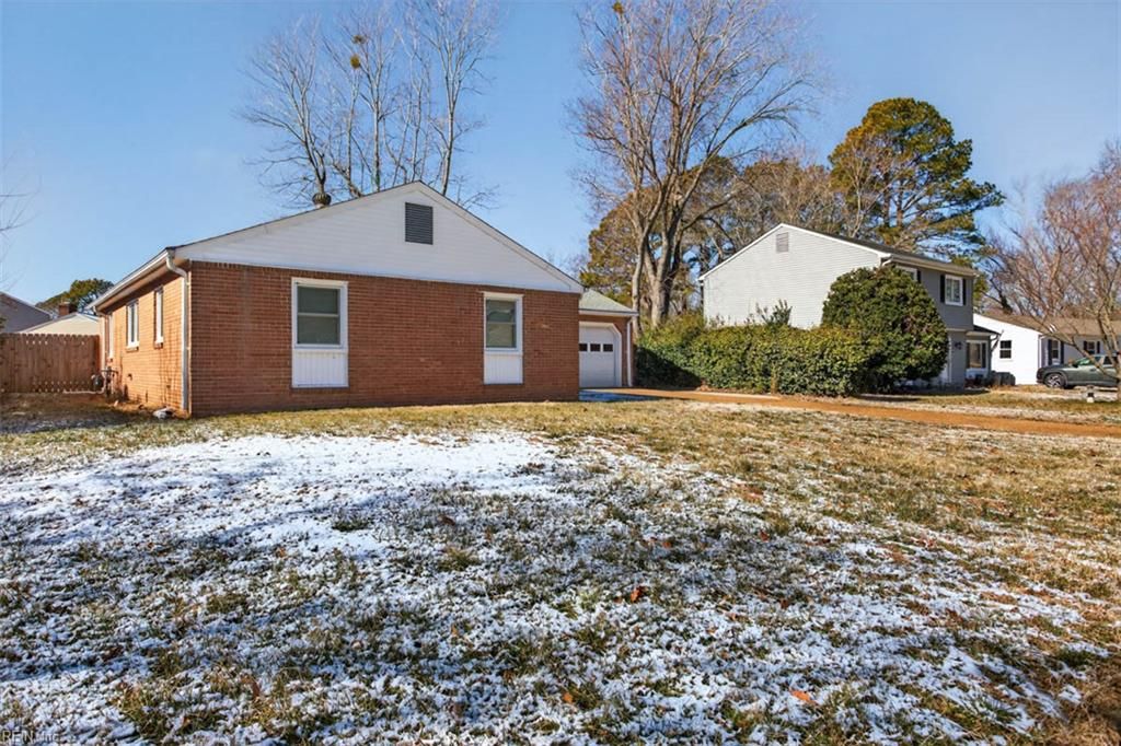 Photo of 521 Helm Drive, Newport News, VA 23602 (MLS # 10619538)